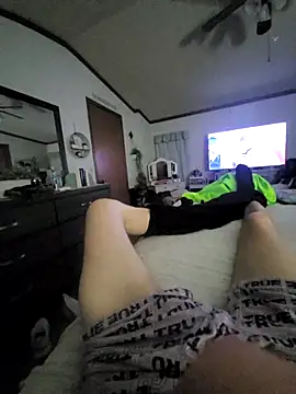 Snapshot of JoJob10 chatting on 01-17-26, 02:04 JoJob10 online show from 01-17-26, 02:04