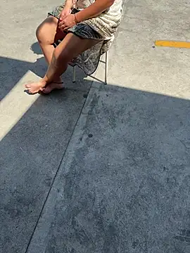 Snapshot of BabyNila chatting on 02-10-25, 05:47 BabyNila online show from 02-10-25, 05:47