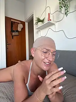 PaulinaSchubert1 online show from 10-23-25, 01:21