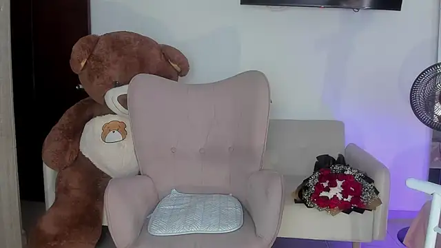 selene king2 online show from 06-19-26, 12:33