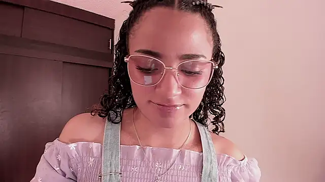 DAHLIA BROWNIE online show from 09-16-25, 08:43