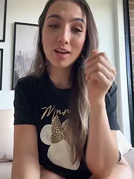 AnnaCastillo  online show from 10-31-25, 09:32