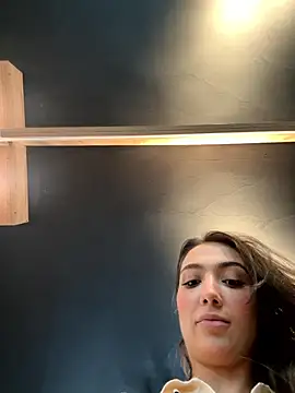 AnnaCastillo  online show from 10-04-25, 10:55