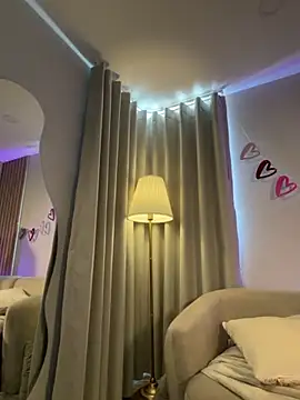 AnnaCastillo  online show from 02-12-26, 09:14