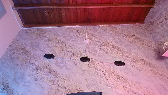 jones maddy  online show from 11-10-25, 11:59