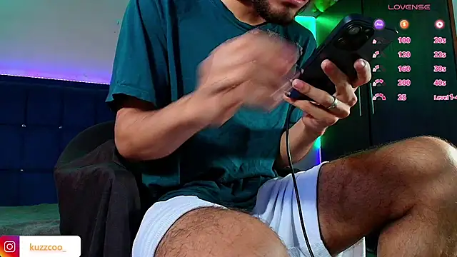 kuzzcoo online show from 12-01-25, 12:50