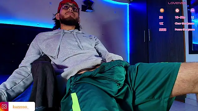 kuzzcoo online show from 11-09-25, 12:42