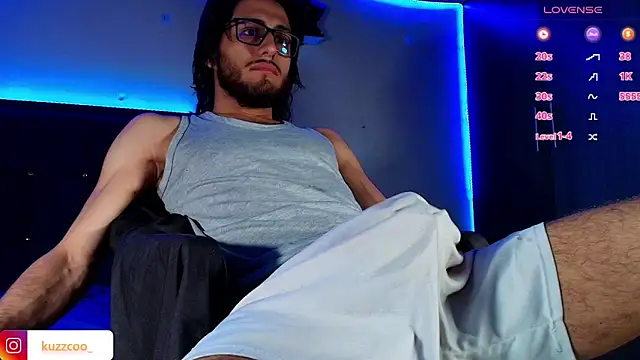 kuzzcoo online show from 11-12-25, 12:48