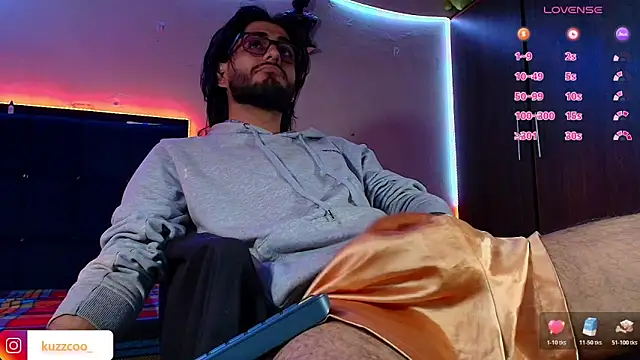 kuzzcoo online show from 02-19-26, 01:52