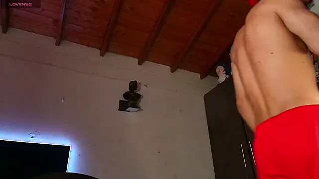 kuzzcoo online show from 08-03-26, 12:44