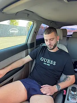 ElChapoGuzman95 online show from 10-25-25, 06:23