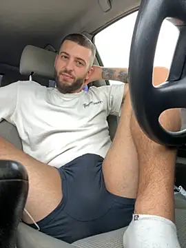 ElChapoGuzman95 online show from 10-04-25, 06:26