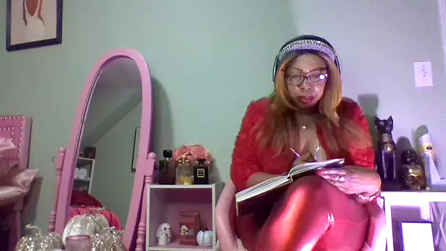 Snapshot of BlaqLadyRedlips chatting on 03-03-26, 03:02 BlaqLadyRedlips online show from 03-03-26, 03:02