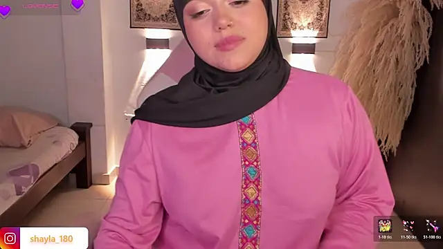 shayla 18 online show from 04-10-26, 09:44