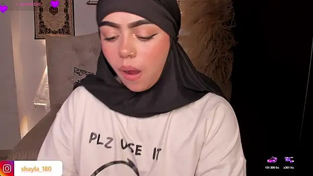 shayla 18 online show from 07-10-26, 10:43