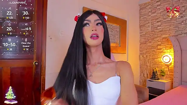 Snapshot of NahiaFox chatting on 12-24-24, 04:44 NahiaFox online show from 12-24-24, 04:44