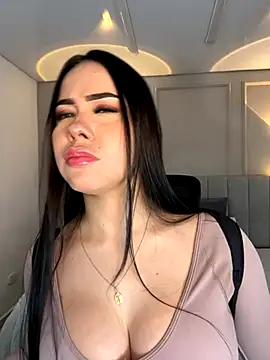 Snapshot of Miss_blue69 chatting on 10-05-25, 01:40 Miss blue69 online show from 10-05-25, 01:40