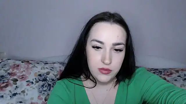 Snapshot of vitalina_freedom chatting on 01-28-25, 02:53 vitalina freedom online show from 01-28-25, 02:53