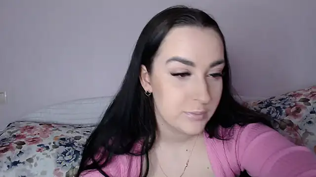 Snapshot of vitalina_freedom chatting on 02-20-25, 01:08 vitalina freedom online show from 02-20-25, 01:08