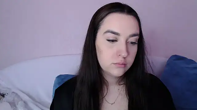 Snapshot of vitalina_freedom chatting on 03-14-25, 09:24 vitalina freedom online show from 03-14-25, 09:24