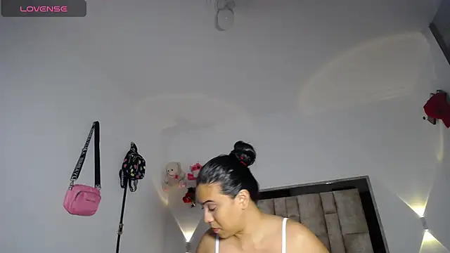 tiffany  pink online show from 11-27-25, 09:26