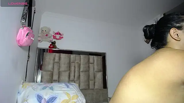 tiffany  pink online show from 11-02-25, 09:09