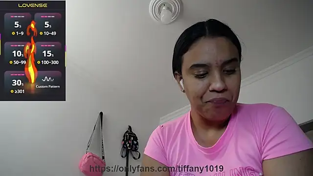 tiffany  pink online show from 04-01-26, 07:44