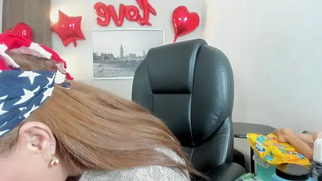 Cheryl JONES online show from 02-26-26, 06:02