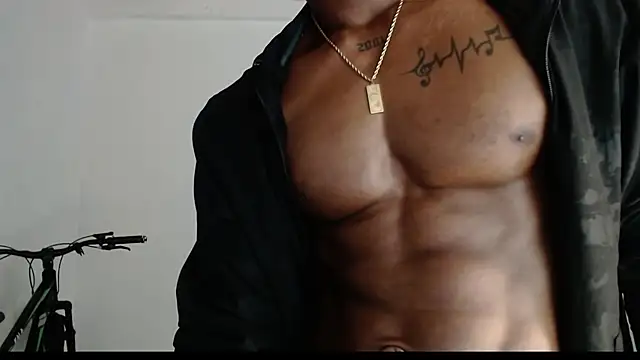 Snapshot of drake_brwon_23 chatting on 05-02-26, 01:44 drake brwon 23 online show from 05-02-26, 01:44