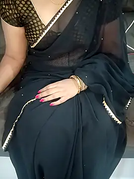 Mounika25 online show from 11-21-25, 07:07