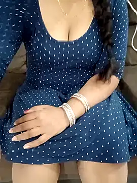 Mounika25 online show from 11-07-25, 09:14