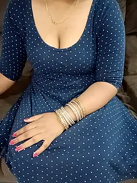 Mounika25 online show from 11-11-25, 08:53