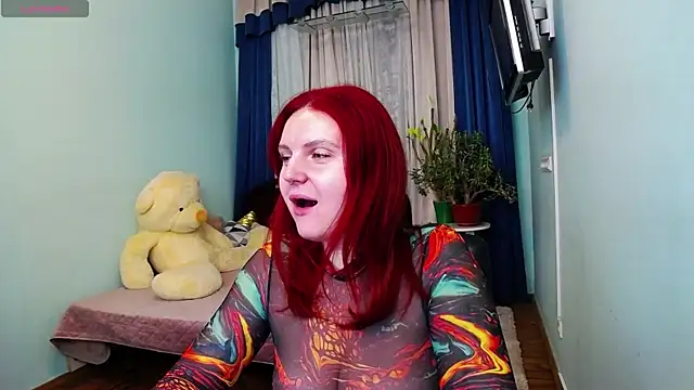 Snapshot of NikaLee chatting on 12-03-24, 07:38 NikaLee online show from 12-03-24, 07:38