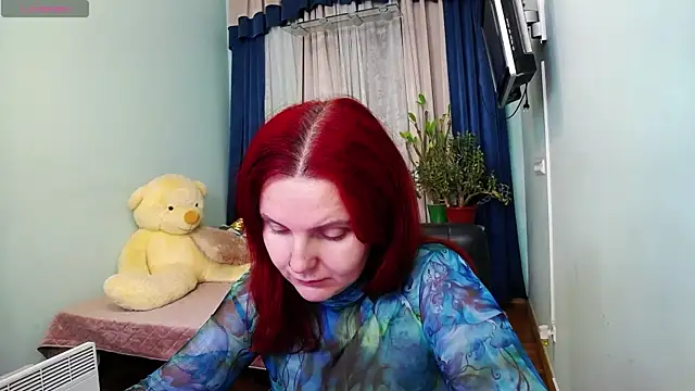 Snapshot of NikaLee chatting on 12-22-24, 08:38 NikaLee online show from 12-22-24, 08:38