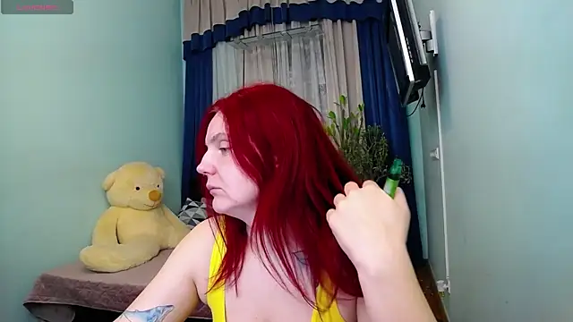 Snapshot of NikaLee chatting on 01-18-25, 08:10 NikaLee online show from 01-18-25, 08:10