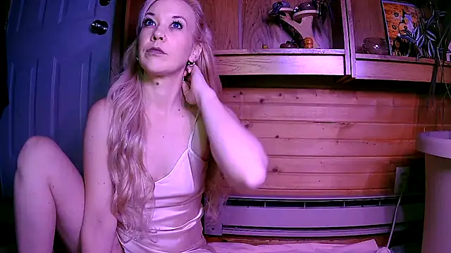 lyra rose online show from 03-16-25, 05:36