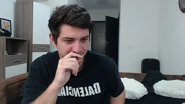 AndyFame online show from 03-04-25, 10:49