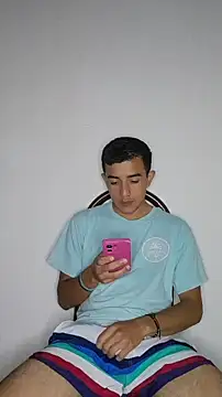 Snapshot of Thick_Cock chatting on 04-19-26, 01:17 Thick Cock online show from 04-19-26, 01:17