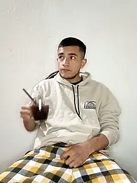 Thick Cock online show from 10-17-25, 03:32