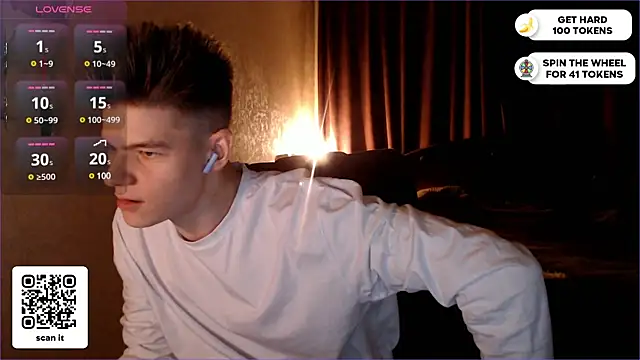 Snapshot of dantebigboi300 chatting on 02-19-25, 05:27 dantebigboi300 online show from 02-19-25, 05:27