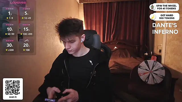 Snapshot of dantebigboi300 chatting on 03-18-25, 05:55 dantebigboi300 online show from 03-18-25, 05:55