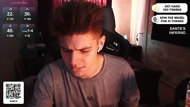 Snapshot of dantebigboi300 chatting on 03-11-25, 04:30 dantebigboi300 online show from 03-11-25, 04:30