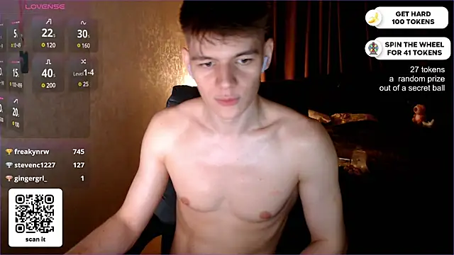 Snapshot of dantebigboi300 chatting on 02-18-25, 10:03 dantebigboi300 online show from 02-18-25, 10:03