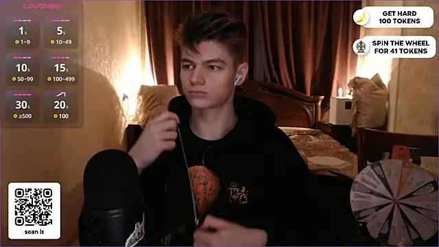 Snapshot of dantebigboi300 chatting on 02-03-25, 06:17 dantebigboi300 online show from 02-03-25, 06:17