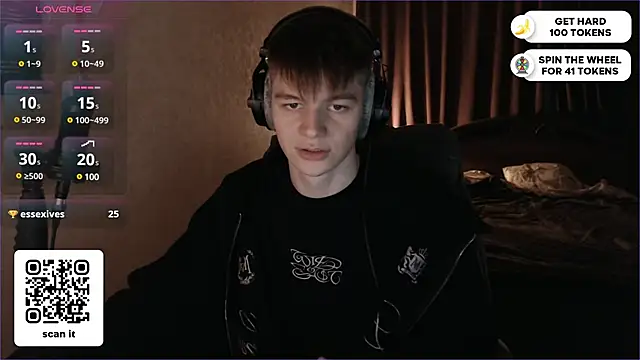 Snapshot of dantebigboi300 chatting on 02-23-25, 06:45 dantebigboi300 online show from 02-23-25, 06:45