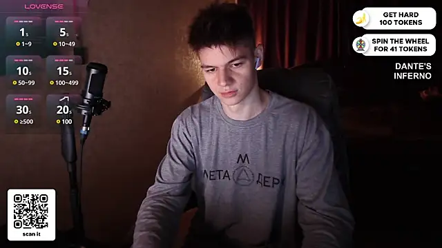 Snapshot of dantebigboi300 chatting on 02-26-25, 08:15 dantebigboi300 online show from 02-26-25, 08:15