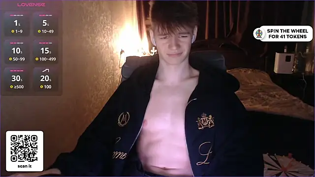 Snapshot of dantebigboi300 chatting on 02-07-25, 05:07 dantebigboi300 online show from 02-07-25, 05:07