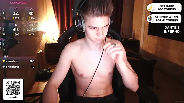 Snapshot of dantebigboi300 chatting on 03-05-25, 06:45 dantebigboi300 online show from 03-05-25, 06:45