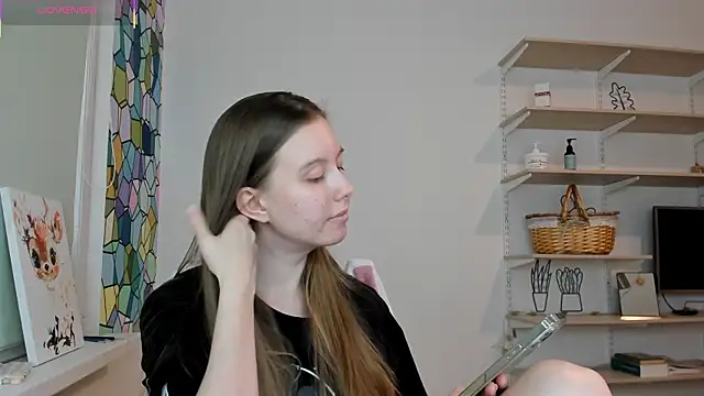 Peggy Beauty online show from 10-10-25, 01:34