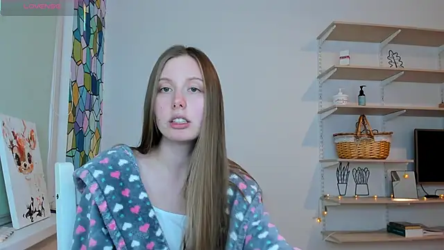 Peggy Beauty online show from 09-28-25, 04:03